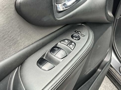 Used 2021 Nissan Murano SV image 26