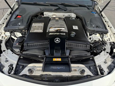 Used 2018 Mercedes-Benz E 63 AMG S image 40