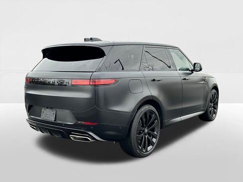 Certified 2025 Land Rover Range Rover Sport Autobiography image 4