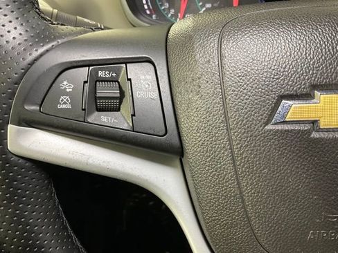 Used 2020 Chevrolet Sonic LT image 23