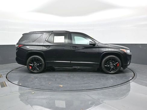 Used 2020 Chevrolet Traverse Premier w/ Redline Edition image 8
