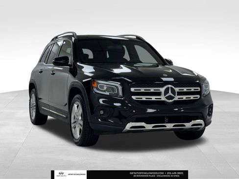 Used 2022 Mercedes-Benz GLB 250 GLB 250 w/ Premium Package Lite image 1
