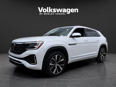 Certified 2024 Volkswagen Atlas Cross Sport SEL Premium R-Line AWD/4WD image 4