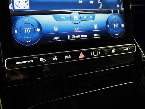 Used 2022 Mercedes-Benz SL 55 AMG SL 55 AMG w/ Driver Assistance Package image 27