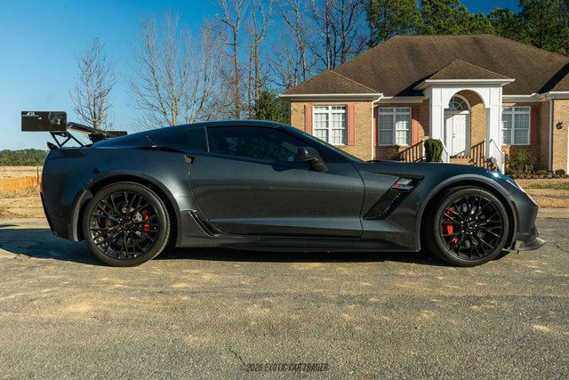 Used 2019 Chevrolet Corvette Z06 RWD image 9