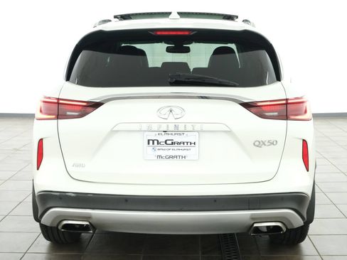 Used 2022 INFINITI QX50 Essential AWD/4WD image 4