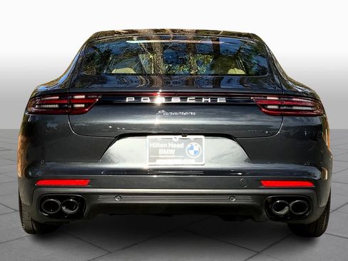 Used 2018 Porsche Panamera RWD image 5