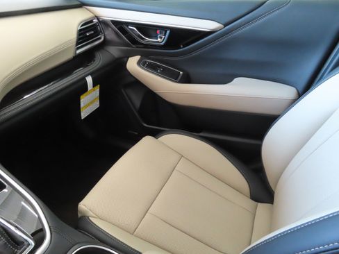 New 2025 Subaru Outback Limited image 22