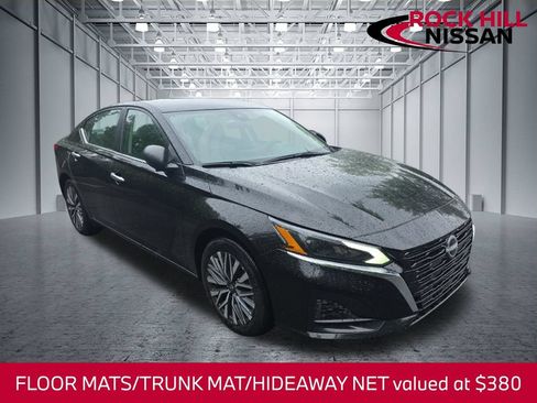Certified 2025 Nissan Altima 2.5 SV FWD image 1