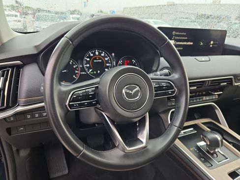 Used 2025 MAZDA CX-90 3.3 Turbo w/ Preferred Package AWD/4WD image 18