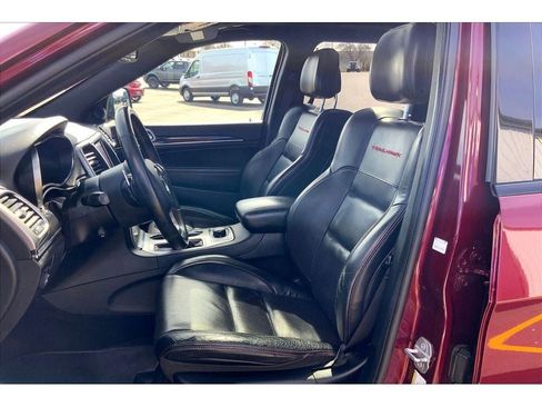 Used 2018 Jeep Grand Cherokee Trailhawk w/ Trailhawk Luxury Group AWD/4WD image 27