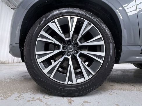 Used 2020 Volvo XC90 T6 Momentum w/ Protection Package Premier AWD/4WD image 14
