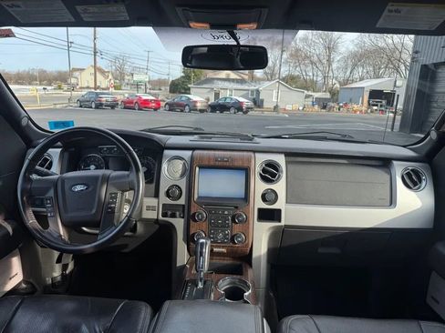 Used 2013 Ford F150 Lariat w/ Luxury Equipment Group image 9
