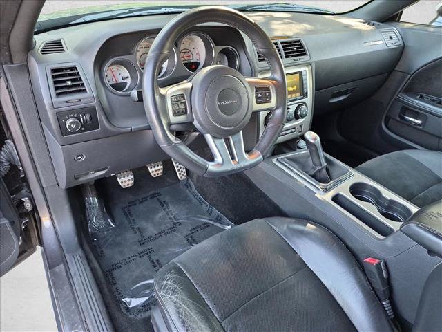 Used 2013 Dodge Challenger SRT8 RWD image 10