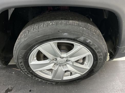 Used 2022 Jeep Compass Latitude w/ Convenience Group image 8