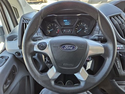 Used 2018 Ford Transit 350 XL image 44