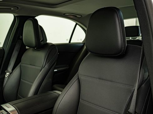 Certified 2025 Mercedes-Benz C 300 4MATIC Sedan image 21