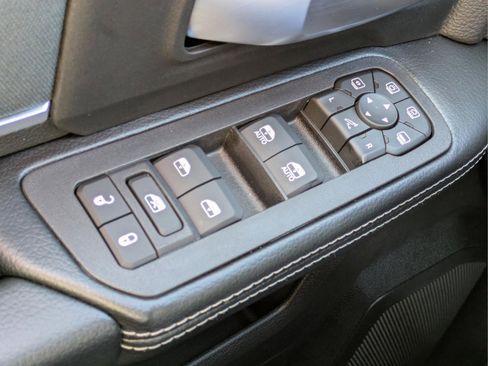 New 2026 RAM 2500 Big Horn AWD/4WD image 23