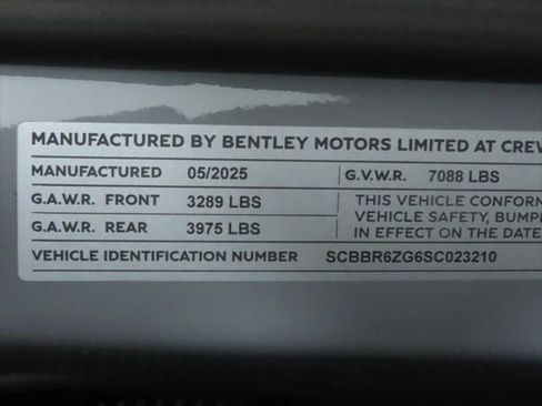 New 2025 Bentley Flying Spur Plug-In Hybrid image 35