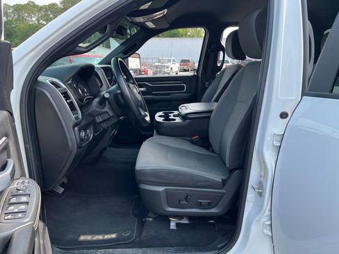 Used 2024 RAM 2500 Big Horn AWD/4WD image 14