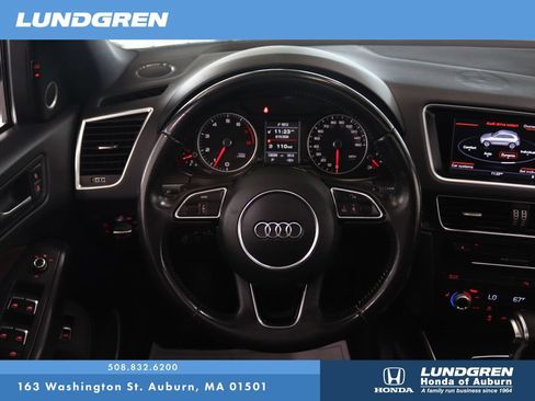 Used 2016 Audi Q5 2.0T Premium Plus w/ Technology Package AWD/4WD image 19