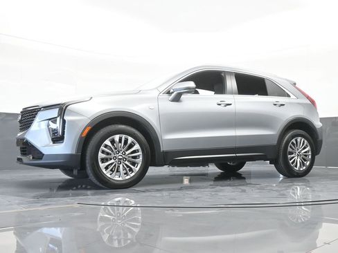 Used 2024 Cadillac XT4 Premium Luxury image 55