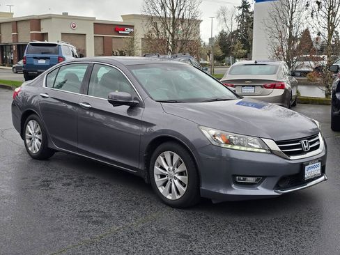 Used 2013 Honda Accord Touring image 15