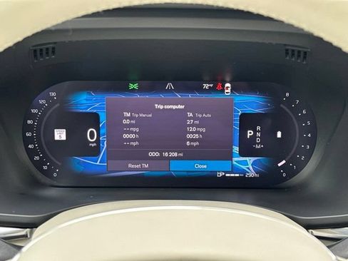 Certified 2024 Volvo XC60 B5 Ultimate w/ Climate Package AWD/4WD image 26