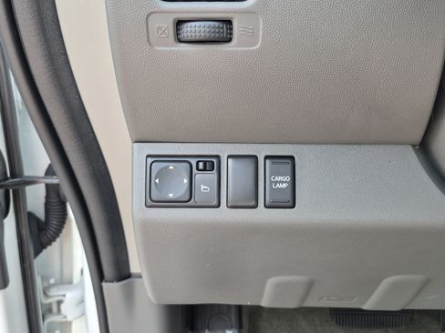 Used 2018 Nissan Frontier SV RWD image 28
