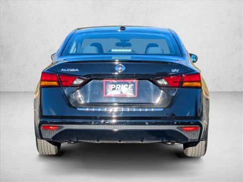 Used 2021 Nissan Altima 2.5 SV image 7