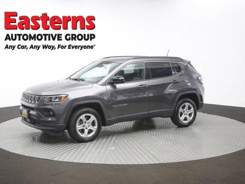 Used 2024 Jeep Compass Latitude AWD/4WD image 52