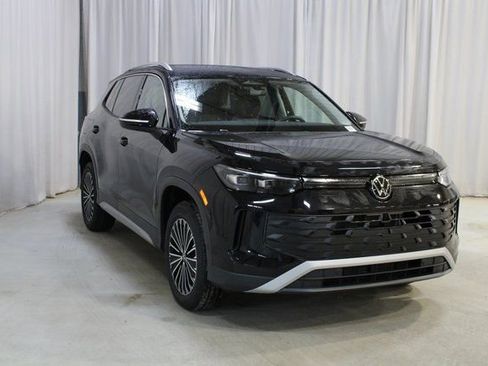 New 2026 Volkswagen Tiguan S image 36