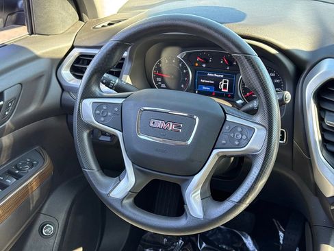 Used 2023 GMC Acadia SLE w/ Driver Convenience Package image 21