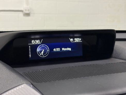 Used 2019 Subaru Ascent Limited w/ Popular Package #3 image 36