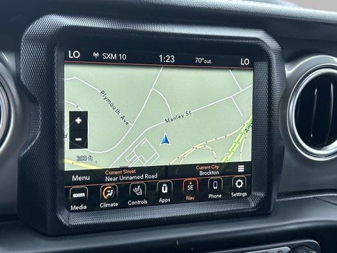 Certified 2020 Jeep Wrangler Unlimited Sahara w/ Dual Top Group AWD/4WD image 34