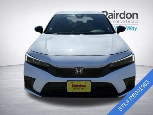 Used 2024 Honda Civic Sport image 2