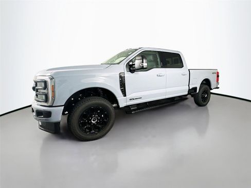 New 2026 Ford F250 Lariat w/ Black Appearance Package AWD/4WD image 3