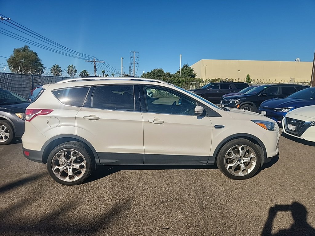 Used 2013 Ford Escape Titanium w/ Parking Technology Pkg AWD/4WD image 16