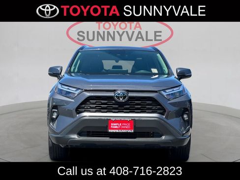 Used 2022 Toyota RAV4 XLE Premium AWD/4WD image 12