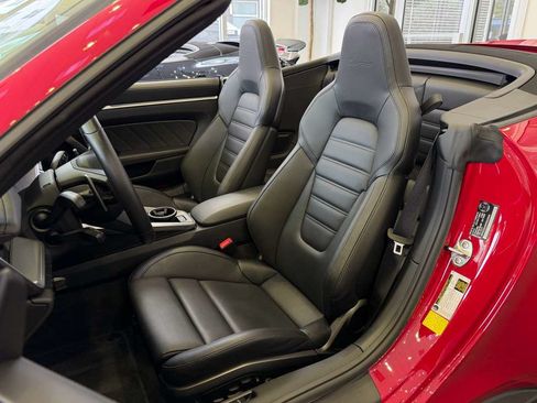 Used 2023 Porsche 911 Turbo AWD/4WD image 33