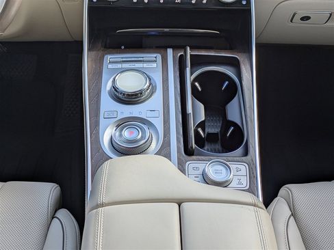 Used 2024 Genesis GV80 3.5T w/ Prestige Package image 20