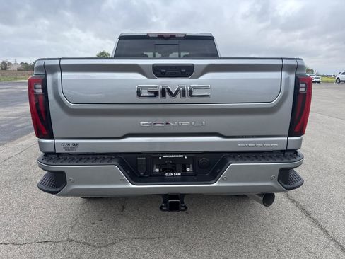 New 2026 GMC Sierra 2500 Denali Ultimate AWD/4WD image 4