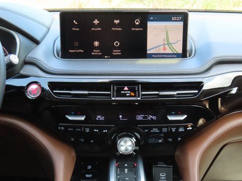 Used 2024 Acura MDX SH-AWD w/ Advance Package image 23