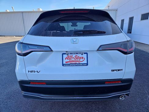New 2026 Honda HR-V Sport image 6