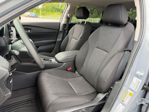 Used 2025 Honda Accord SE image 5