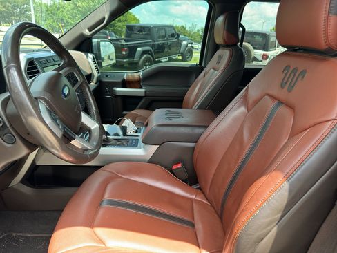 Used 2018 Ford F150 King Ranch w/ Equipment Group 601A Luxury AWD/4WD image 21