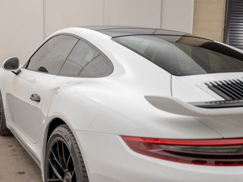 Used 2019 Porsche 911 Turbo S image 12
