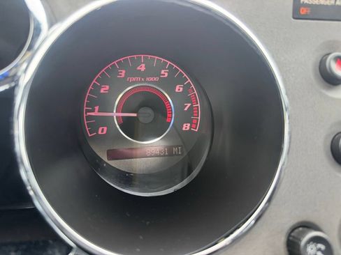 Used 2007 Pontiac Solstice GXP w/ Premium Package RWD image 25