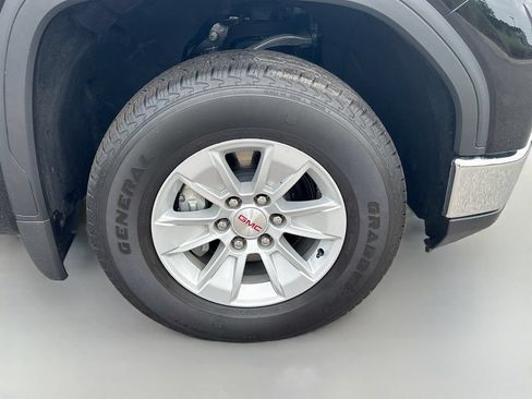 Used 2025 GMC Sierra 1500 Pro w/ Pro Value Package RWD image 10