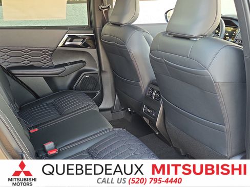 New 2026 Mitsubishi Outlander SEL FWD image 30